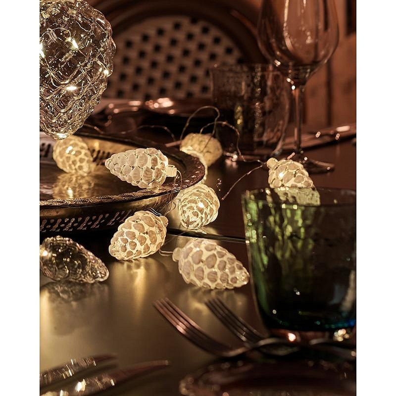 Téléchargé Chaîne lumineuse décorative à LED avec torches, pommes de pin, 1,5 m