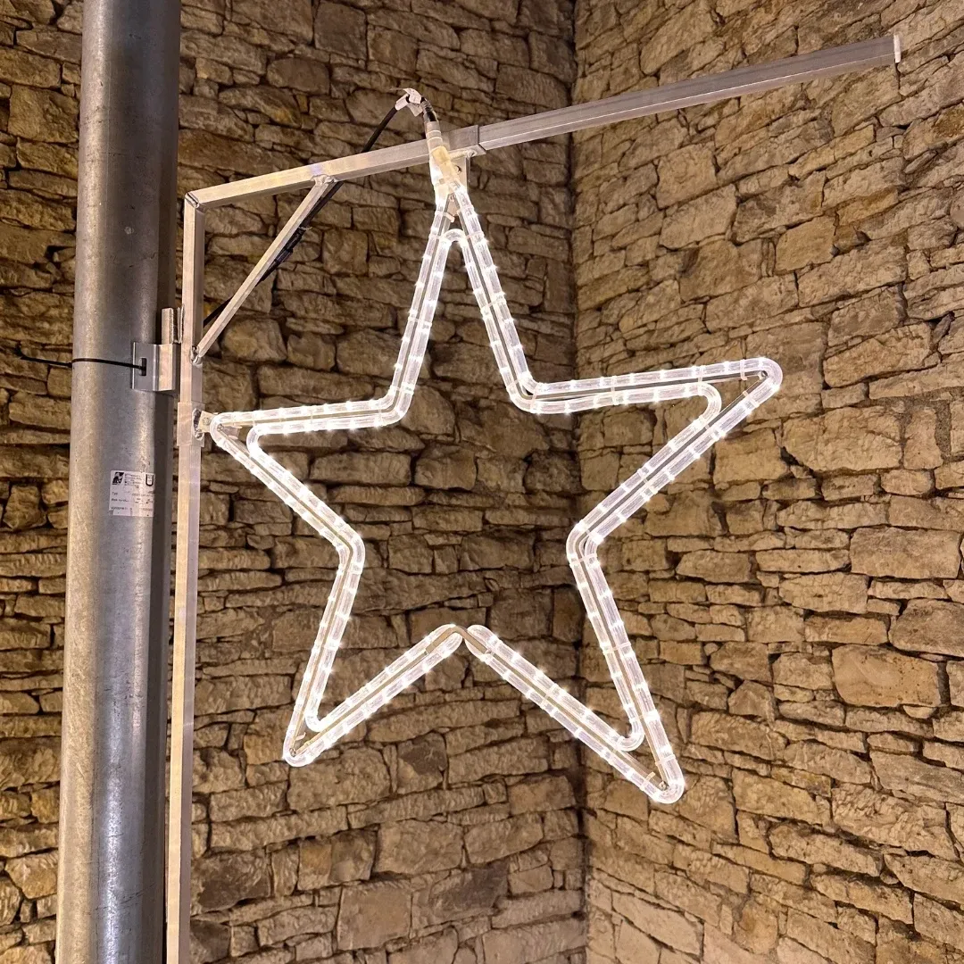 Easy Fix Étoile LED 2D, Ø 74 cm, blanc chaud, décor pour l'éclairage public, aluminium