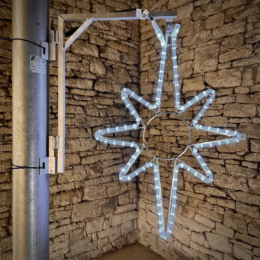 Easy Fix Étoile LED 2D, 82 × 125 cm, blanc glacé, kit d'éclairage public, aluminium