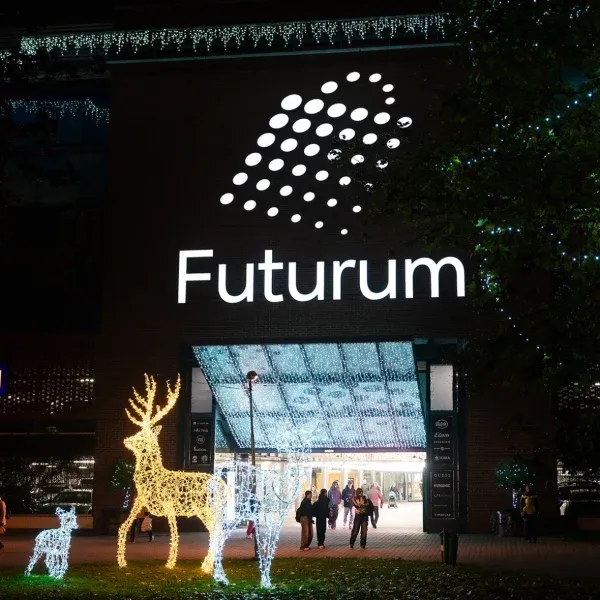 obchodni-centrum-vyzdoba-2024-05.jpeg