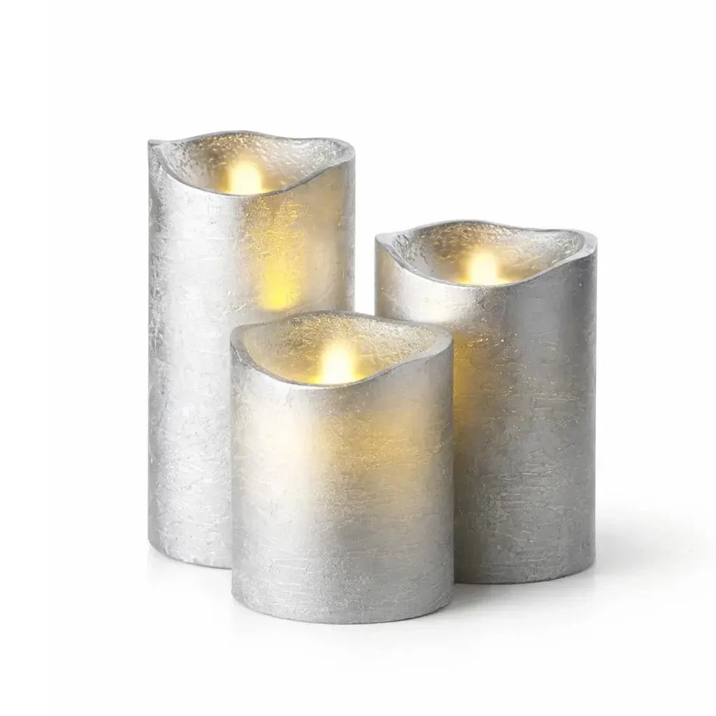 _Retiré : Lot de bougies LED à piles, argentées, Ø 7,5 × 10/12,5/15 cm, avec télécommande, 2 piles AA, 3 pièces
